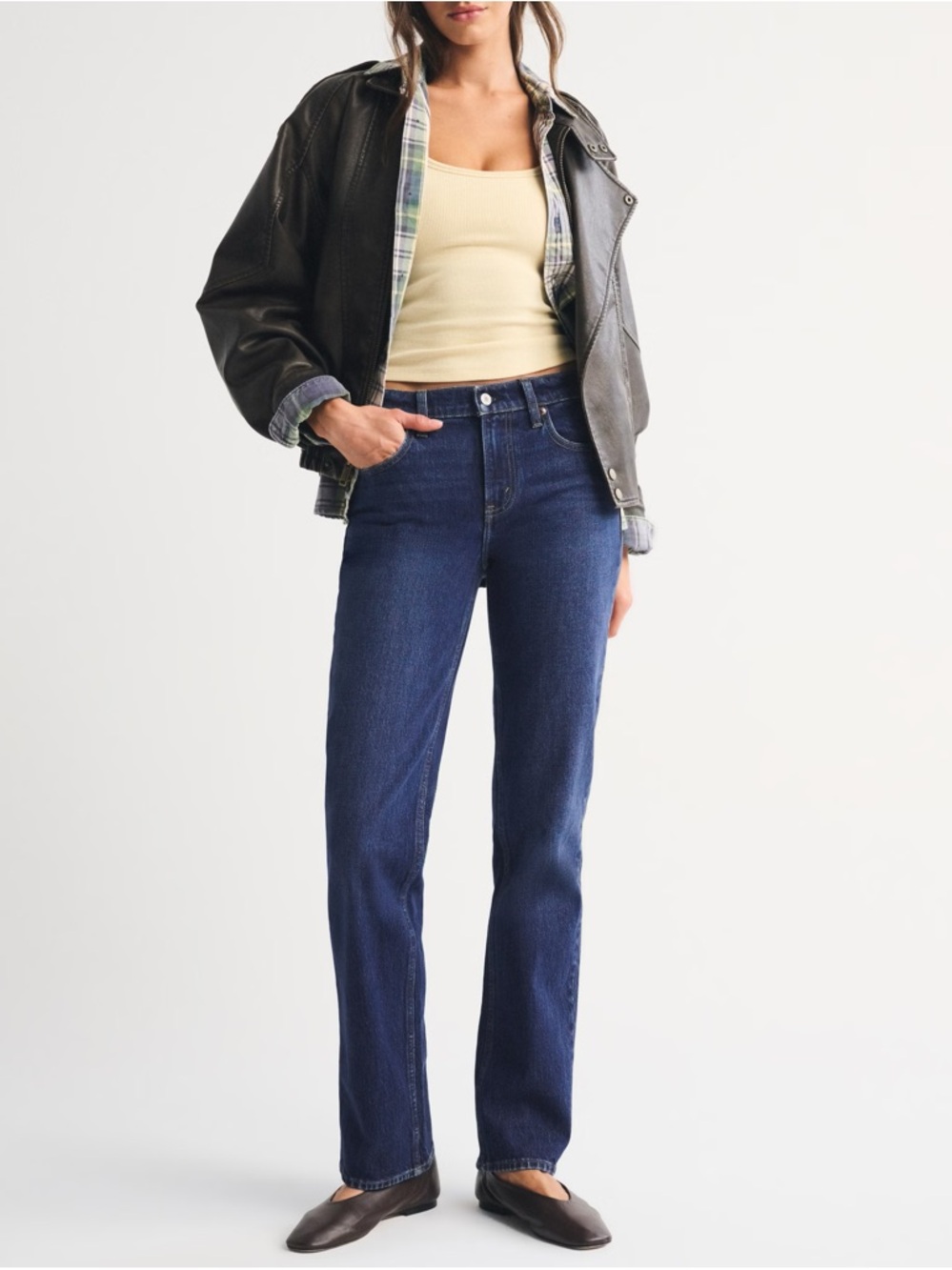 Abercrombie & Fitch Mid Rise 90s Straight Jean Vintage Comfort Stretch Dark Wash